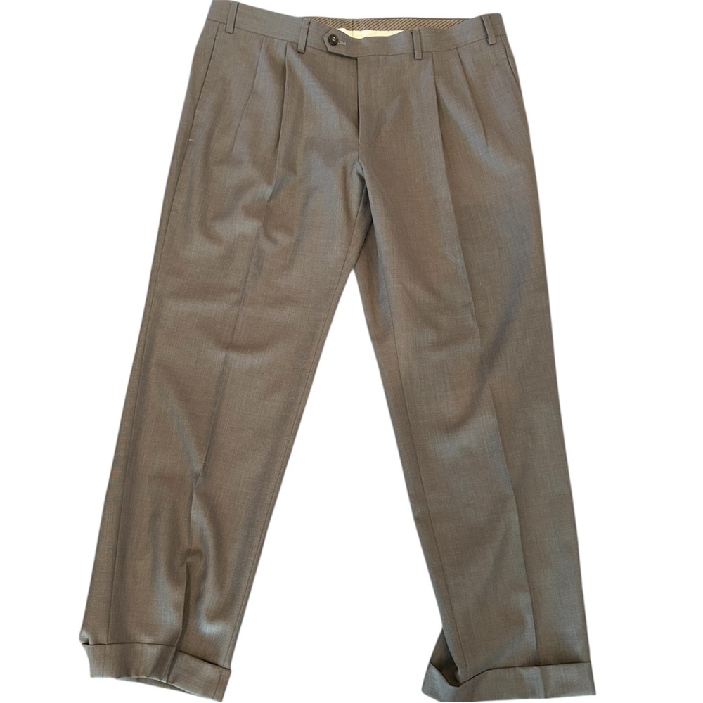 Ralph Lauren Washable Dress Pants. Gray. Size 35x29